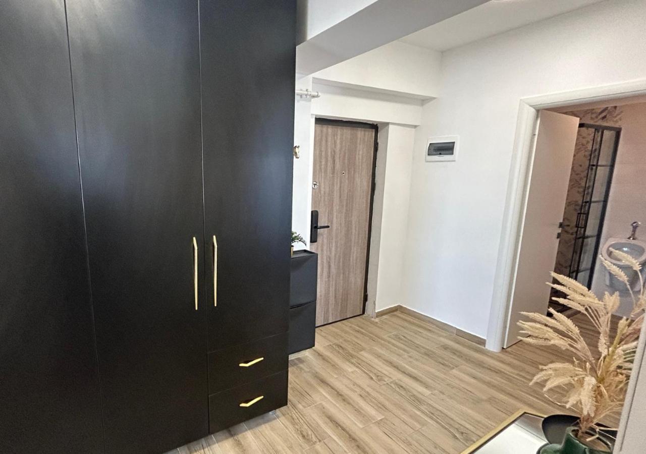 Abc Apartments - 42 Bukares Bagian luar foto