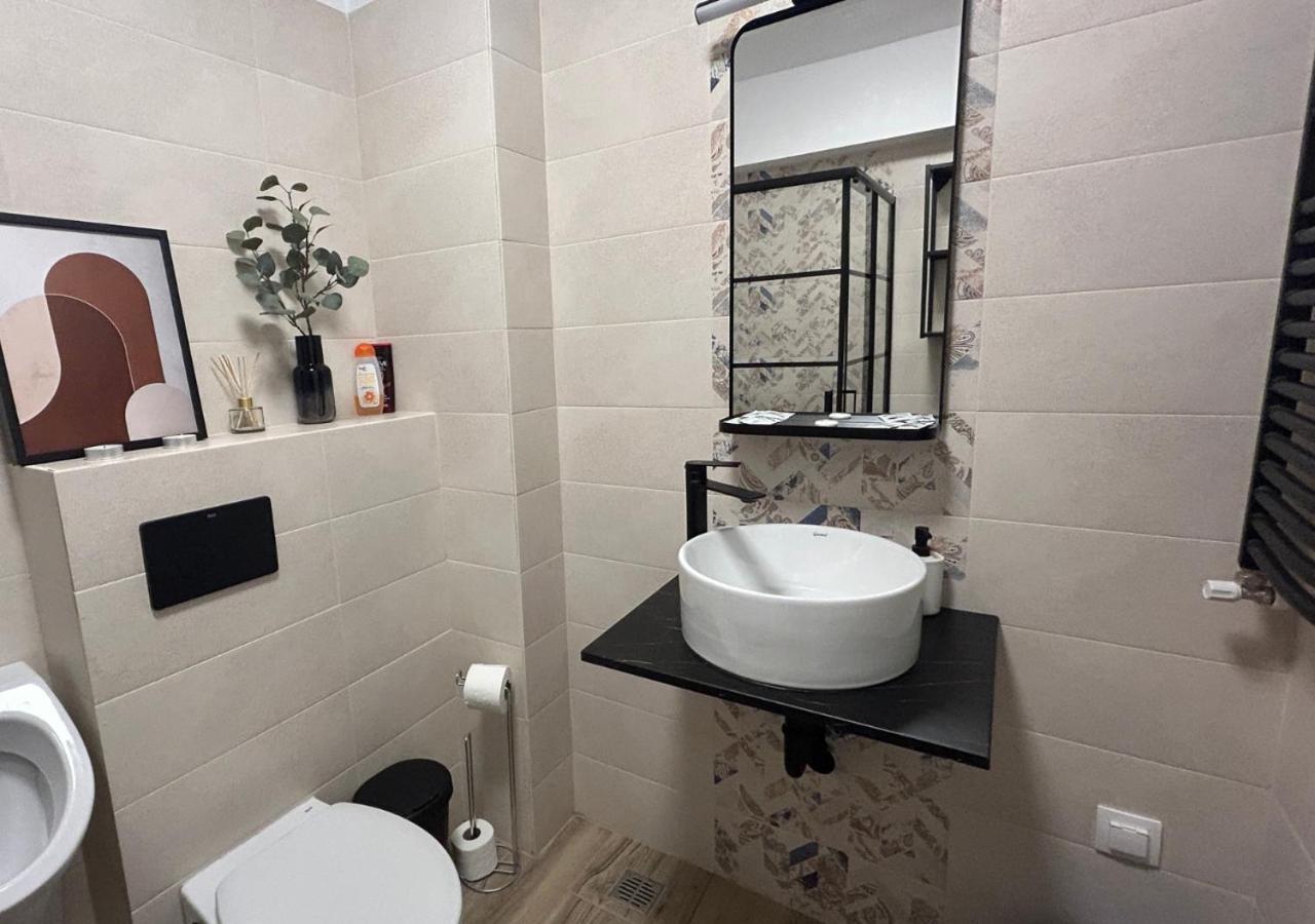 Abc Apartments - 42 Bukares Bagian luar foto
